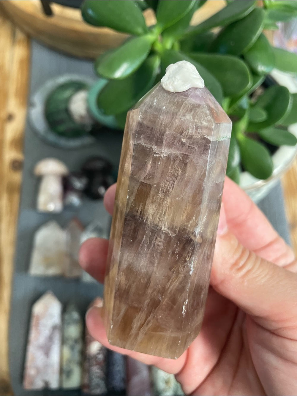 Soft pastel gold purple brown fluorite tower - Picture 4 of 4